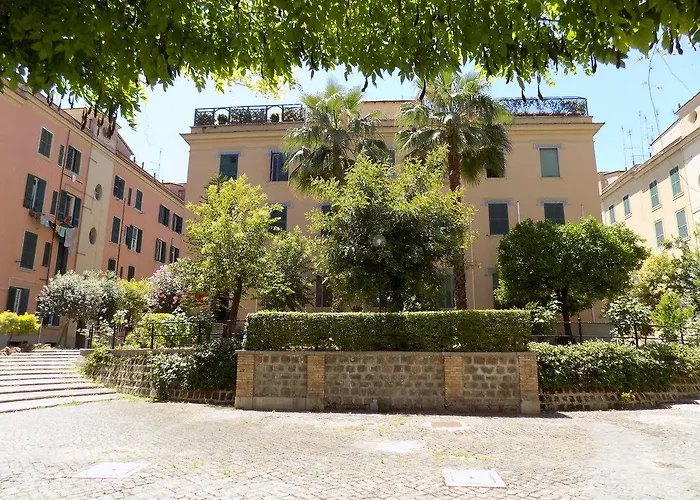 Vaticano St Joseph Bed and breakfast 3*